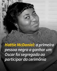 Filha de Henry McDaniel e Susan Holbert, Hattie McDaniel nasceu em 1893, em  Wichita, Kansas. Sua família carregava as marcas da escravidão: sua avó  paterna havia sido escravizada em uma fazenda na