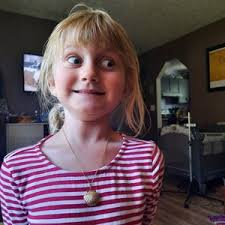 Custom Engraved Sea Shell Locket Necklace/ Personalized Seashell Locket,  Beach Wedding Mermaids Marcel Locket Ocean Jewelry Bridesmaid