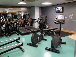 Harro east athletic club is a fitness center located in one of downtown rochester's most historic buildings. Rochester You Fit Health Clubs