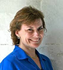 Belinda Broughton's Instagram, Twitter & Facebook