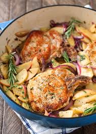 One Pan Pork Chops With Apples And Onions Amazing Fall Flavors Combine In This One Pan 30 Minute Pork Chop Meal Pan Pork Chops Pork Recipes Apple Pork Chops