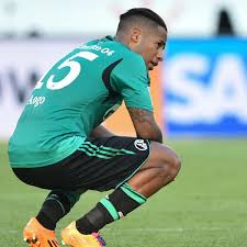 Die champions league bleibt bei sky.bild: Dennis Aogo Sky Neuer Tv Experte Uber Bundesliga Saison So Verandert Einen Der Fc Bayern Fc Bayern