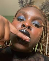 Rhea Thorne (@r.s.s_t_) • Instagram photos and videos