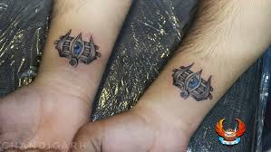 Awesome trishul with om tattoo on right shoulder. Tattoo Uploaded By Rikk Phoenix Tattoo Mahadev Trishul With Mahamrityunjay Mantra Tattoo Design Hindi Shlok Fine Art Fineline 995011 Tattoodo