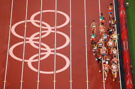 Toen was het dafne schippers met haar zilveren 200 meter race. P4 Uj 0t 8cs0m