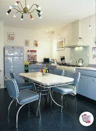 Wicker chairs surround the vintage dining table. Retro American Kitchen Furniture Set C2026 Thecrazyfifties Es