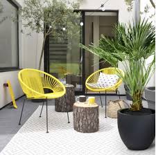 Teras rumah minimalis tipe 36 merupakan salah satu bagian eksterior rumah yang berada di depan tepat setelah ruang tamu rumah anda. 6 Contoh Teras Rumah Minimalis Keren Banget Blog Ruparupa