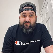 Kevin Rapoza's Instagram, Twitter & Facebook