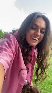 Sharon Shanahan's Instagram, Twitter & Facebook