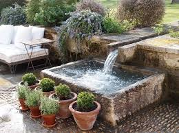 Buiten Tuinfontein Gemaakt Van Natuursteen En Buxus In Terracotta Potten Brunnen Garten Wasserbecken Garten Gartenbrunnen