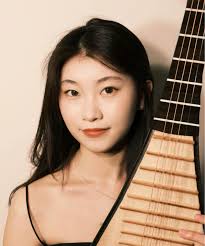 Meet Amber Sang, our Pipa soloist for our Festival of Strings! 1. How did  you learn the Pipa? It was actually my mom who first suggested I learn the  Pipa. She's a