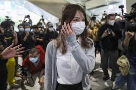 Agnes chow được nhà chức trách hong kong thả sáng 12/6 sau 6 tháng ngồi tù. 9ouf0 2x2xehm