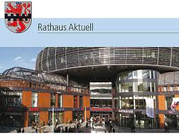 The ceety is kent for the pharmaceutical company bayer an its associatit. Rathaus Aktuell Stadt Leverkusen