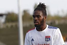 ɔlɛ̃pik ljɔnɛ), commonly referred to as simply lyon (french pronunciation: Castello Lukeba Samuel Bossiwa Et Sekou Lega Signent Leur Premier Contrat Pro Avec L Ol L Equipe