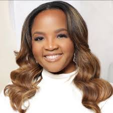 Stephanie Carter's Instagram, Twitter & Facebook