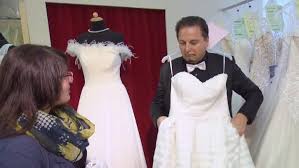 Maybe you would like to learn more about one of these? Zwischen Tull Und Tranen Braut Loreen Will Ein Kleid Mit Taschen Und Lasst Sich Auch Nicht Umstimmen