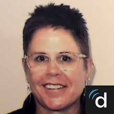 Elizabeth Meacham's Instagram, Twitter & Facebook