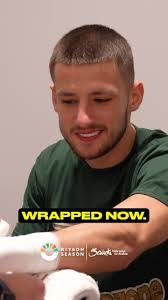 The FINAL preparations ⚔️, @rhysedwards2000 is excited and raring to go!  🤩💥, #UsykFury2