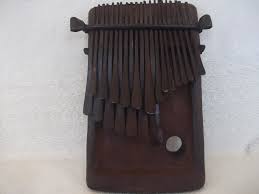 African Kalimba Mbira Mbira Dzavadzimu 21 Key Vintage Etsy In 2020 Thumb Piano African Piano