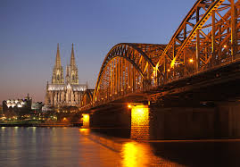 Wait for the compression to finish. File Hohenzollernbrucke Koln Jpg Wikipedia