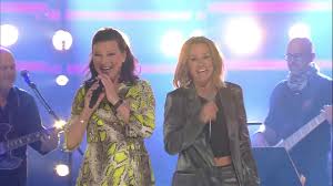 Maybe you would like to learn more about one of these? Lotta Engberg Linda Bengtzing Medley Live Bingolotto 26 1 2020 Youtube