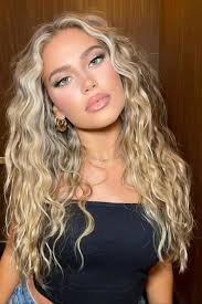 Ebony Benson (ebonyjay_x)