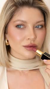 Anyone else's pups do this? 😅🙈 Outfit linked