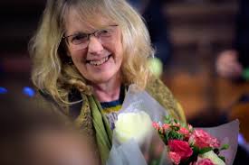 Biography — Liz Dilnot Johnson