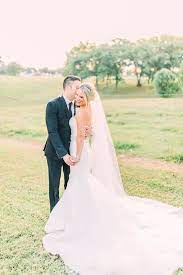 Sarah Emily Hart Bridal Kansas City Wedding Dresses Bridal Portraits City Wedding Dress City Bride