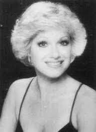 Diane Lennon's Instagram, Twitter & Facebook