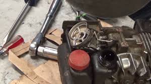 Een gloednieuw, ongebruikt, ongeopend, onbeschadigd object in de oorspronkelijke verpakking (indien verpakking van. Homelite Super 2 Xl Xl 2 Chainsaw Oiler System Explained Checking For Duckbill Valve Tube Youtube