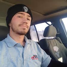 Caitlyn Marsh and Brandon Roy's Wedding Website