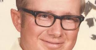 Marshall Foreman's Instagram, Twitter & Facebook