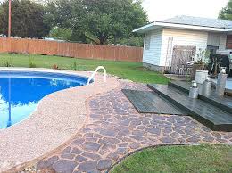 Mar 21, 2021 · wood pallets are some of our favorite diy materials and i can't wait to share all the tips, secrets, and creative ideas we have learned making things with pallets! Remodelaholic Build A Wooden Pallet Deck For Under 300