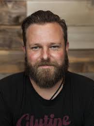 Kind of silly': Childhood friends collaborate as chefs