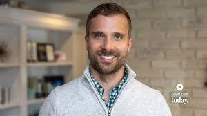 Danielle Noyes's Instagram, Twitter & Facebook