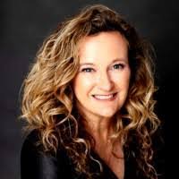 Ellen Babb's Instagram, Twitter & Facebook