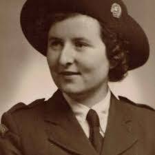 Enid Plummer's Instagram, Twitter & Facebook