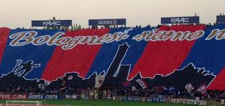 For over 50 years, italian ultras have turned la curva (the terrace behind the goal) into a true reflection of the italian society. News Fotos Fc Bologna Faszination Fankurve