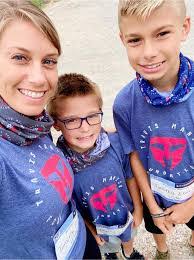 Lindsay Ebert's Instagram, Twitter & Facebook