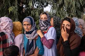 Tens of thousands of people are fleeing war and. Managing The Refugee Crisis In The Era Of The Covid 19 Pandemic Articles Burcu Akan Ellis Mahmood Monshipouri Cassidy Renee Yip Insight Turkey