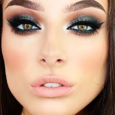 Emerald Green Smokey Makeup For Green Eyes Pretty Eye Makeup Smokey Eye Makeup