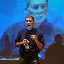 Compendium of Interventions for the Noninvasive Management of Ventilatory  Pump Failure: For Neuromuscular Diseases, Spinal Cord Injury, Morbid  Obesity, and Critical Care Neuromyopathies: Bach MD, Dr. John Robert,  Gonçalves PhD Ph.D., Dr.