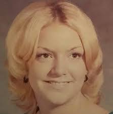 Candice Lundy's Instagram, Twitter & Facebook