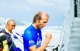His birthday, what he did before fame, his family life, fun trivia facts, popularity family life. Owen Wright Steph Gilmore Triumphieren An Der
