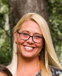 Heidi Acker's Instagram, Twitter & Facebook