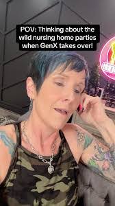 Lisa Sumrall's Instagram, Twitter & Facebook