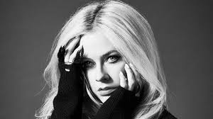 I was born in buenoaires argentina on june 5, 1941, i started piano and trained under friedrich gulda and arturo michelangeli, and preform. Head Above Water Avril Lavigne Singt Uber Schwere Krankheit