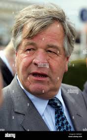 Earl craven hi-res stock photography and images