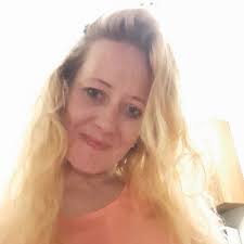 Debbie Kearns (@DebbieKearns11)